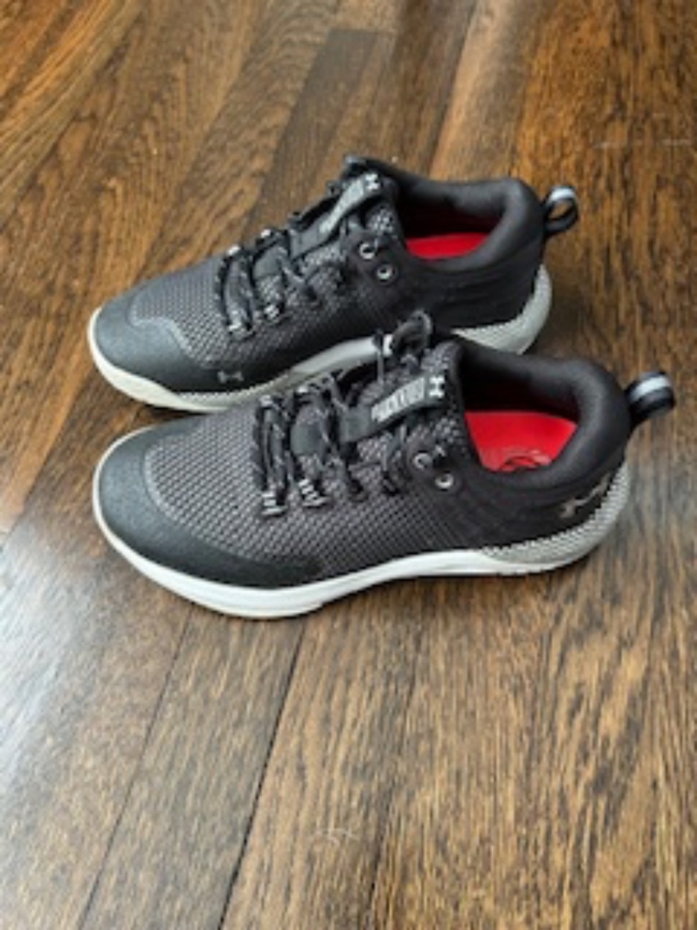 Under Armour Hovr Block City 3.0 Women's Volleyball Shoe US Size 7.5